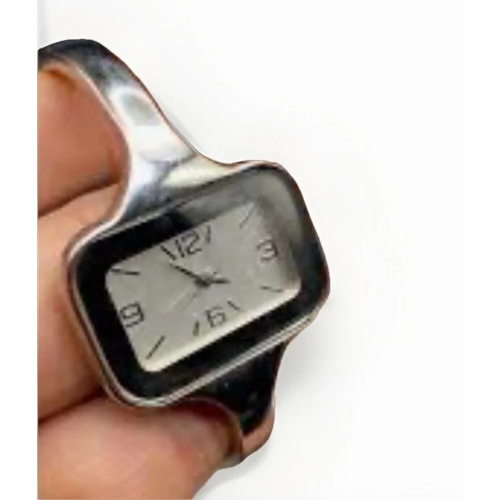 VINTAGE MCM Style Square Womens' Bangle Bracelet Watch Silver Tone Thin Band